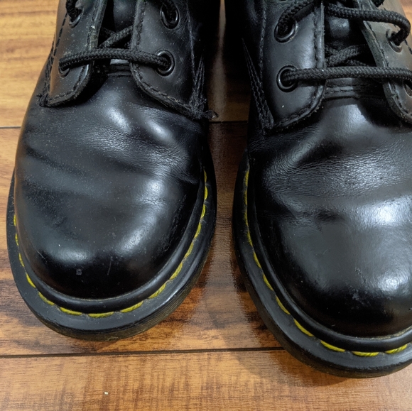 Dr Martens boots - Picture 3 of 4